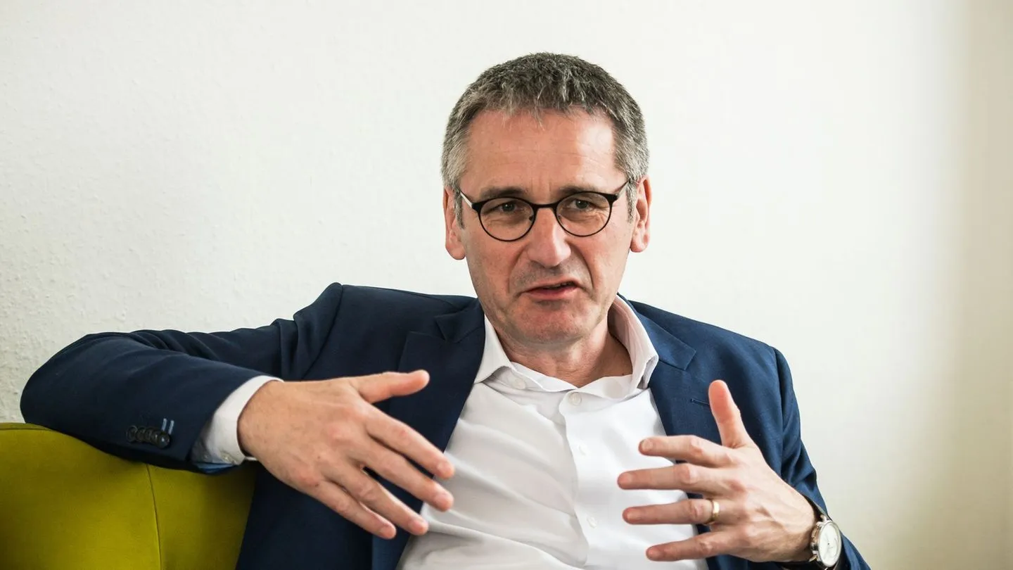 Demokratie und Extremismus: Hering: Brauchen mehr Treffpunkte aller sozialen Schichten