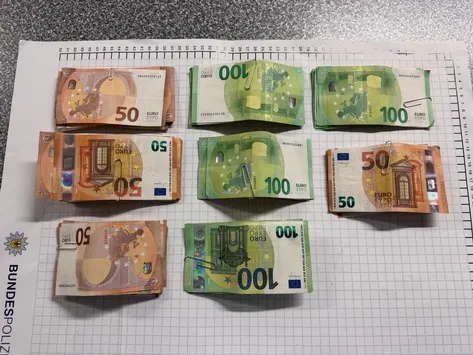 BPOL NRW: Bundespolizei stellt Bargeld sicher - Ermittlungen wegen Geldwäscheverdachts und Verstoßes gegen das Betäubungsmittelgesetz