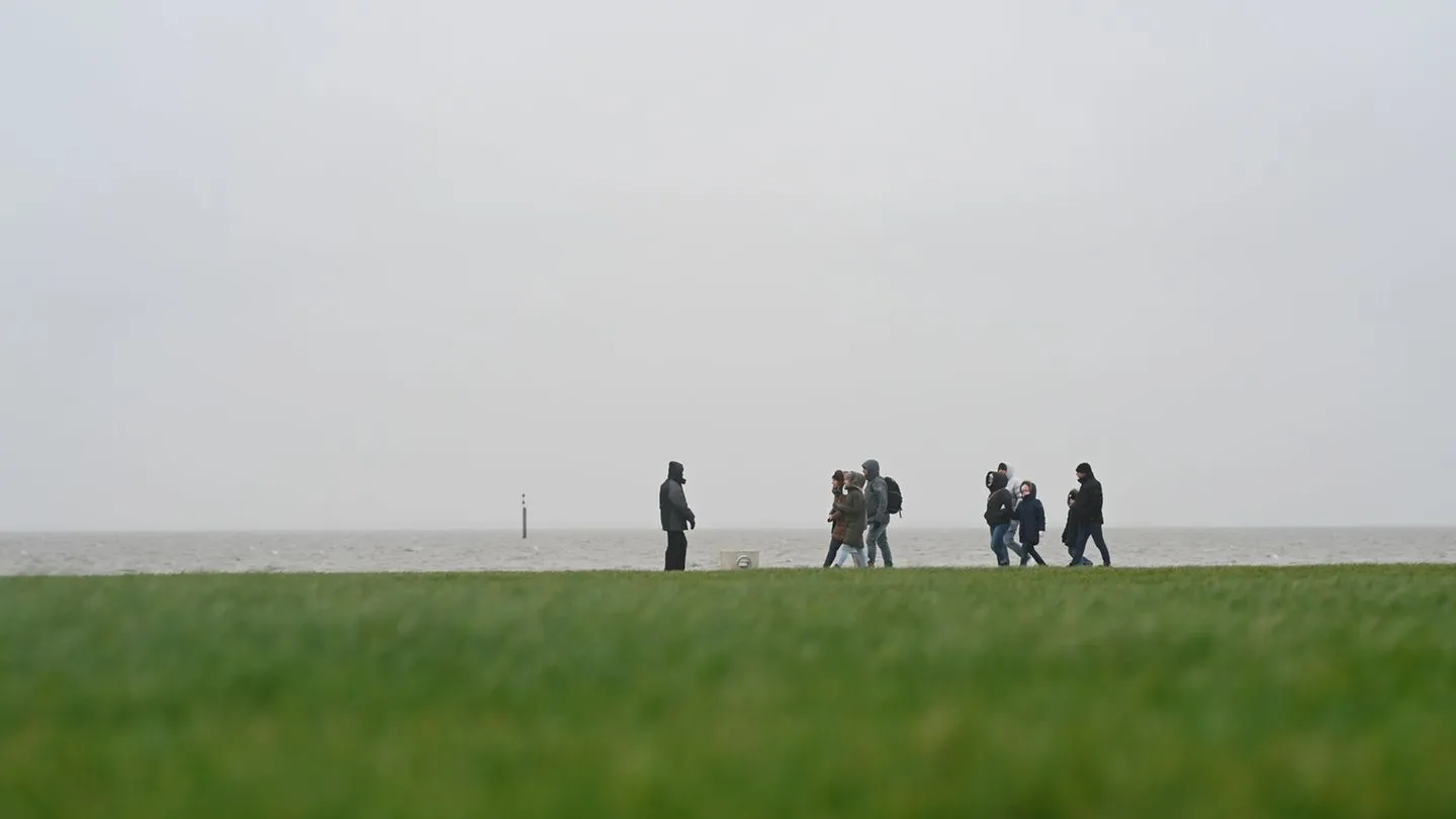 Wetter: Wind, Regen und kurze Sonne: Wetter bleibt wechselhaft