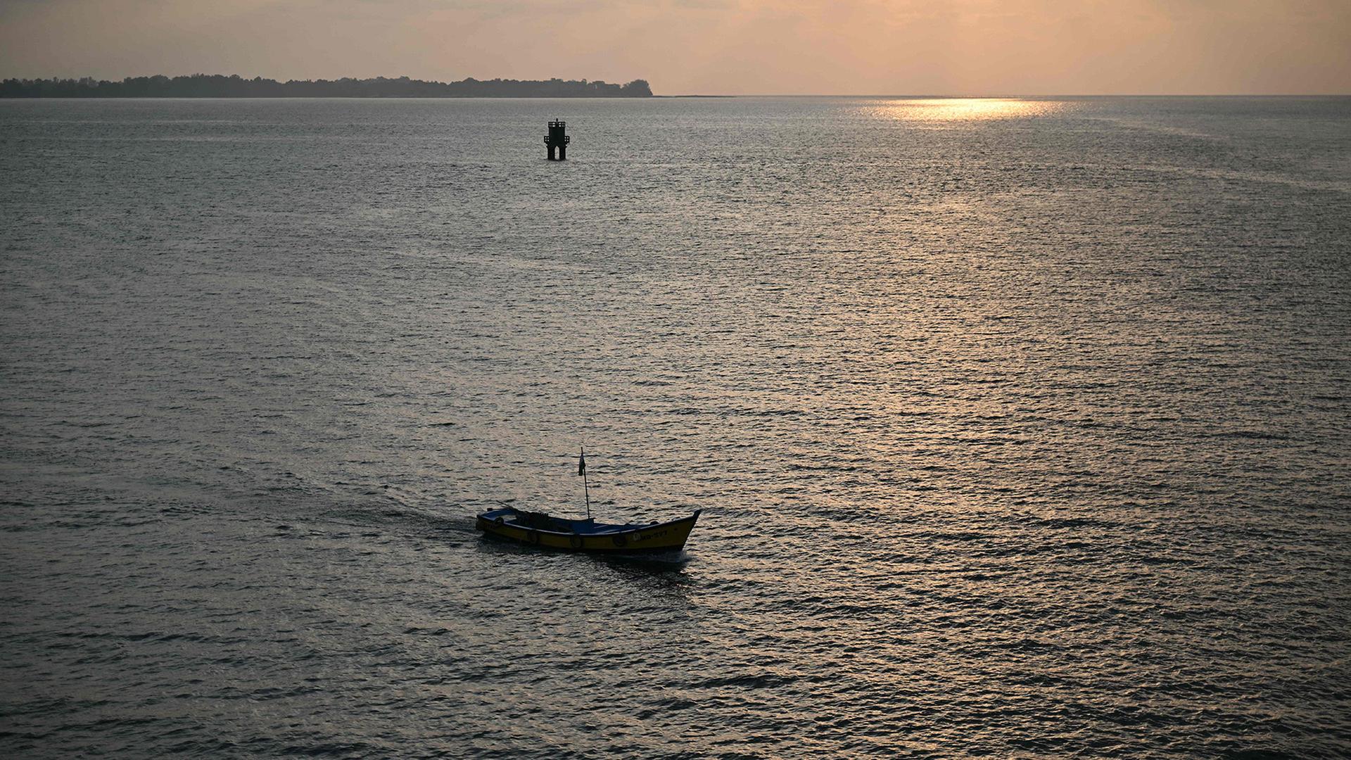Mindestens 250 Vermisste nach Bootsunglück im Indischen Ozean