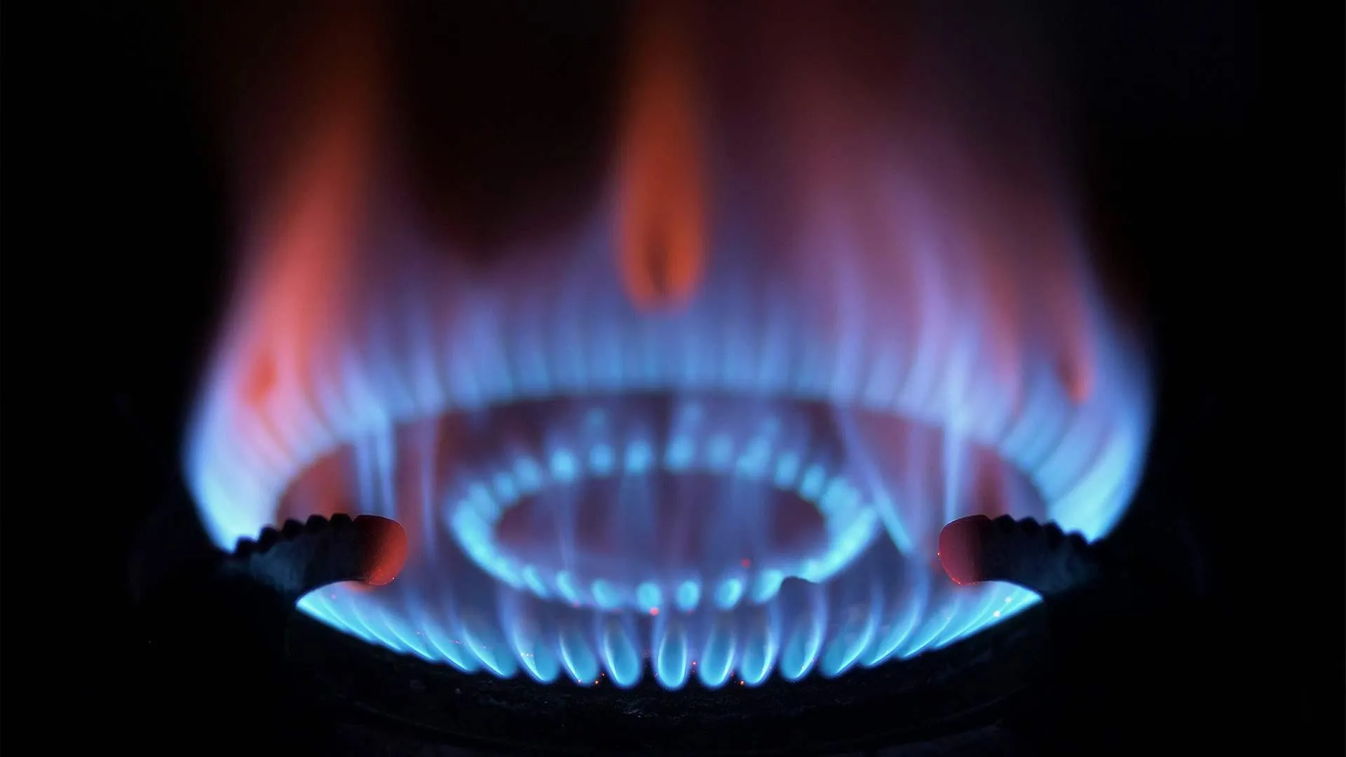 Folgen des Iran-Kriegs: Zunehmende Belastung für Wirtschaft und Verbraucher