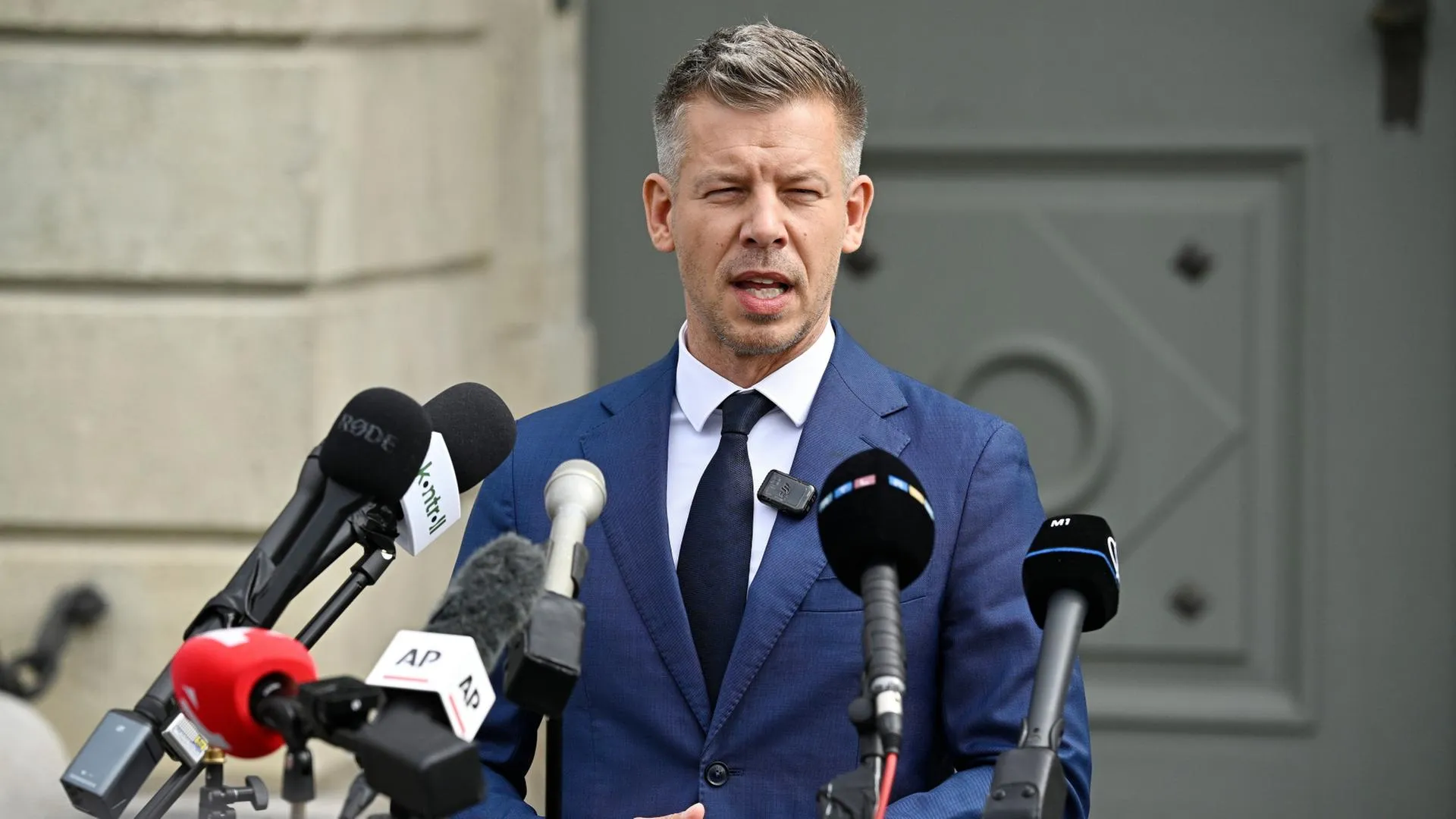 Ungarischer Wahlsieger Magyar fordert Präsidenten zum Rücktritt auf