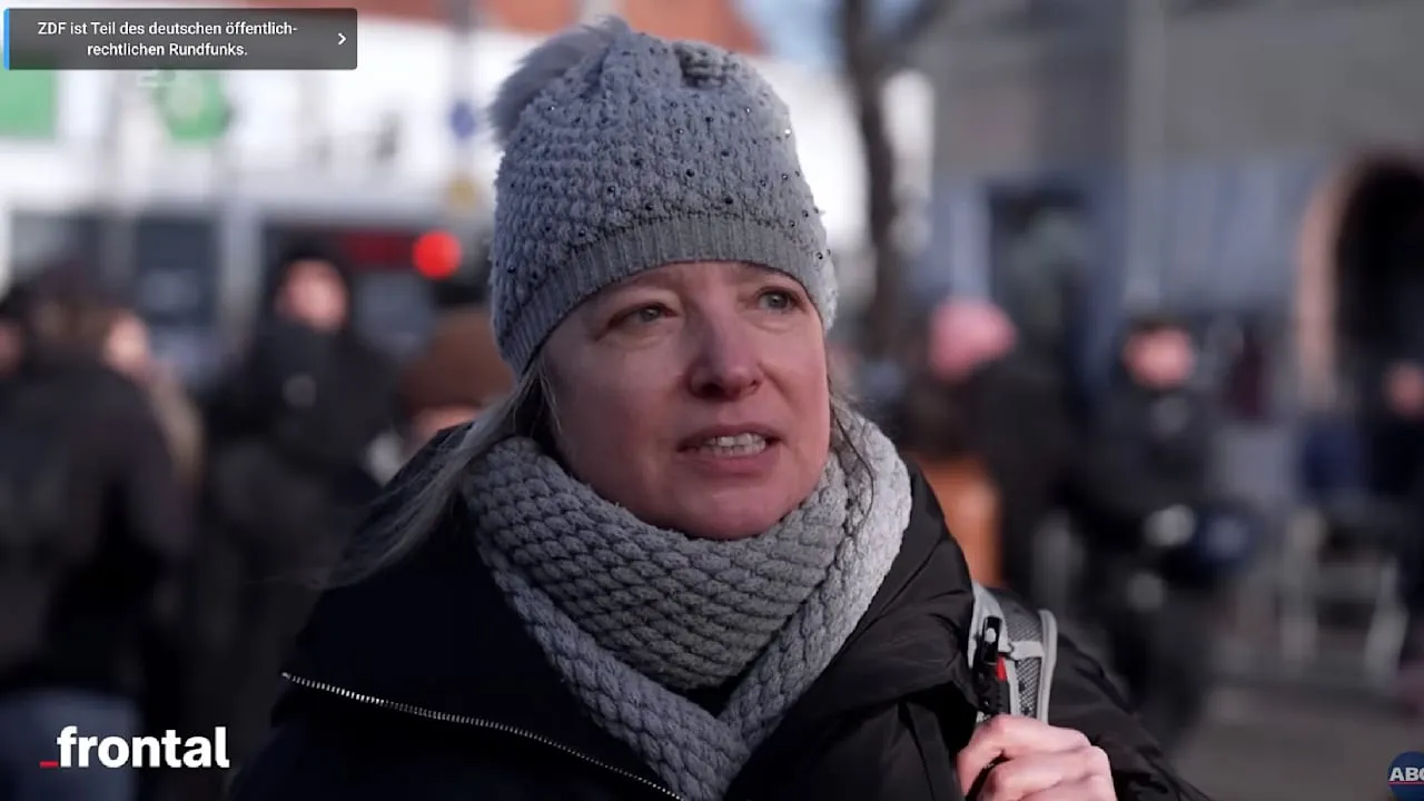 Hassparolen und Pflastersteine - Sächsische Staatsbeamtin führte Israelhasser-Demo an