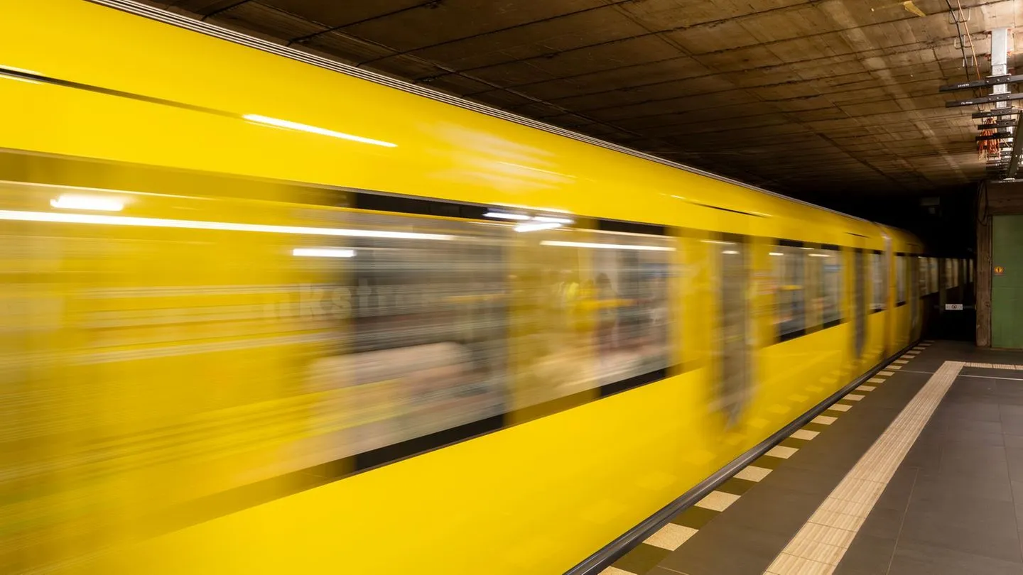 Störung im U-Bahnverkehr: Brand in Technikraum: U-Bahnlinien in City-West unterbrochen