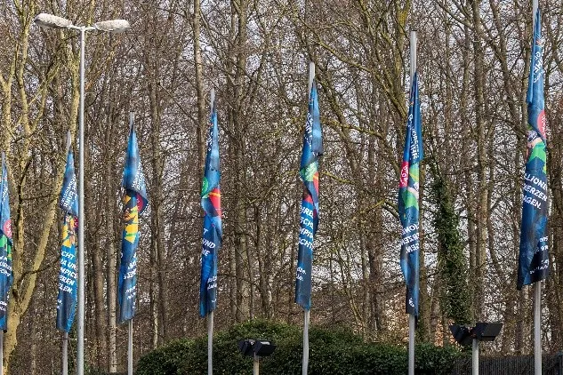 Olympia-Feeling für zu Hause - Stadt verschenkt am Freitag Flaggen und Banner