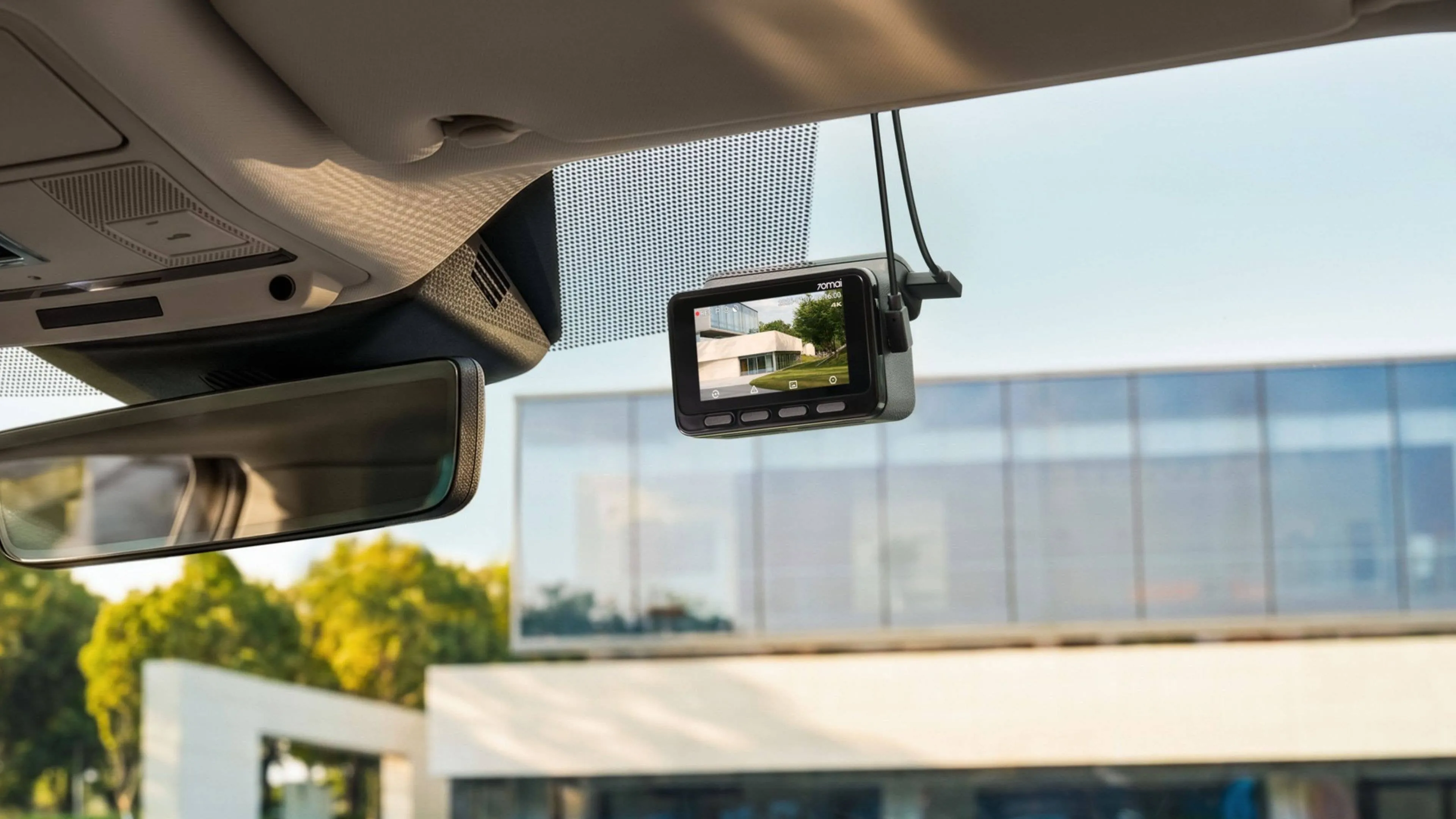 Dual-Dashcam selbst testen und behalten: Lesertester gesucht!