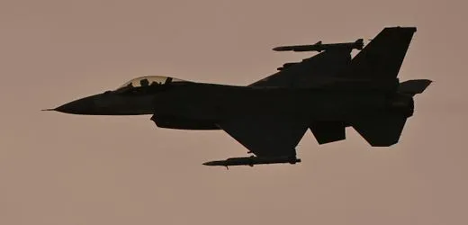 Spangdahlem in Rheinland-Pfalz: Militärflugzeug bei US-Airbase abgestürzt – ein Verletzter