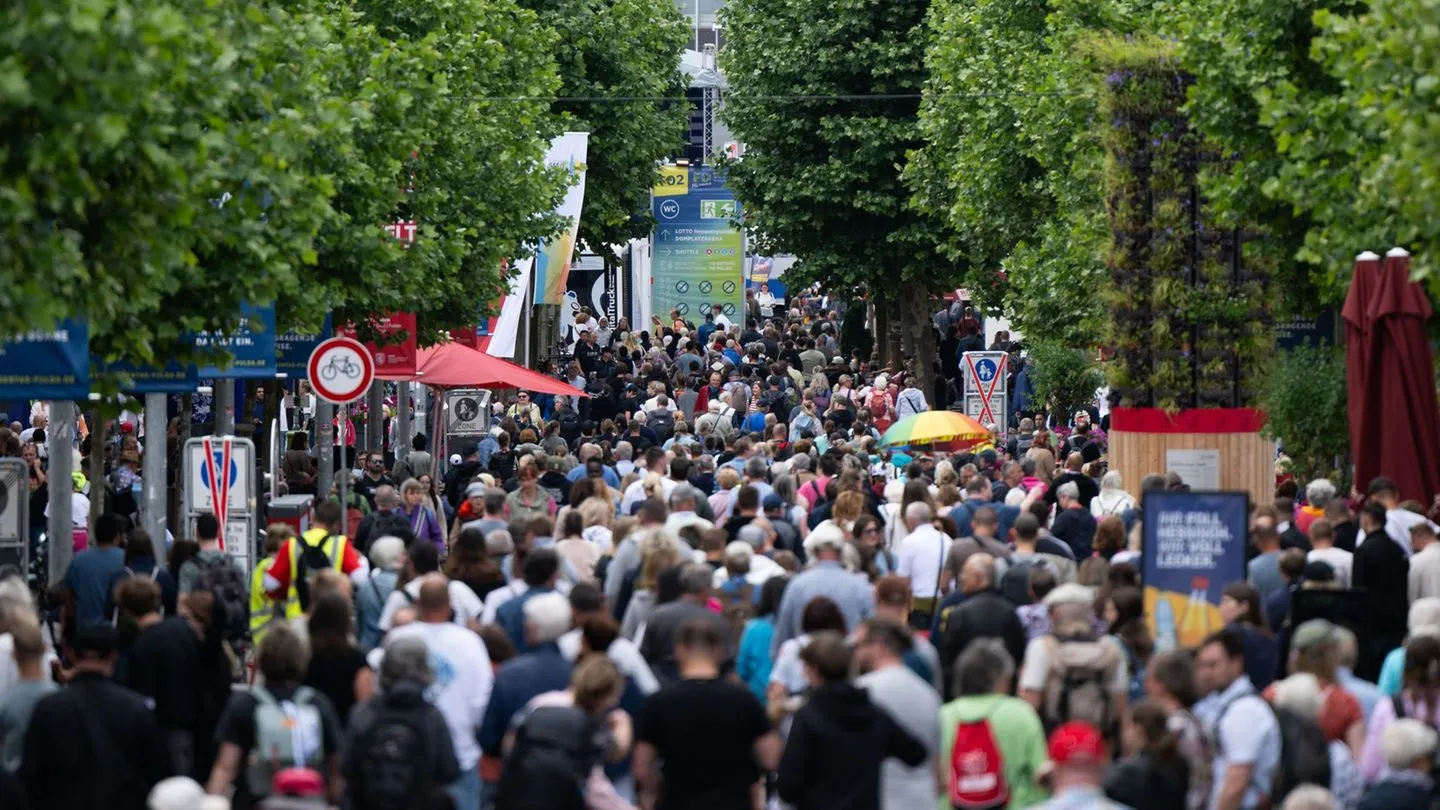 Landesfest: Trubel und heitere Stimmung beim Hessentag in Fulda